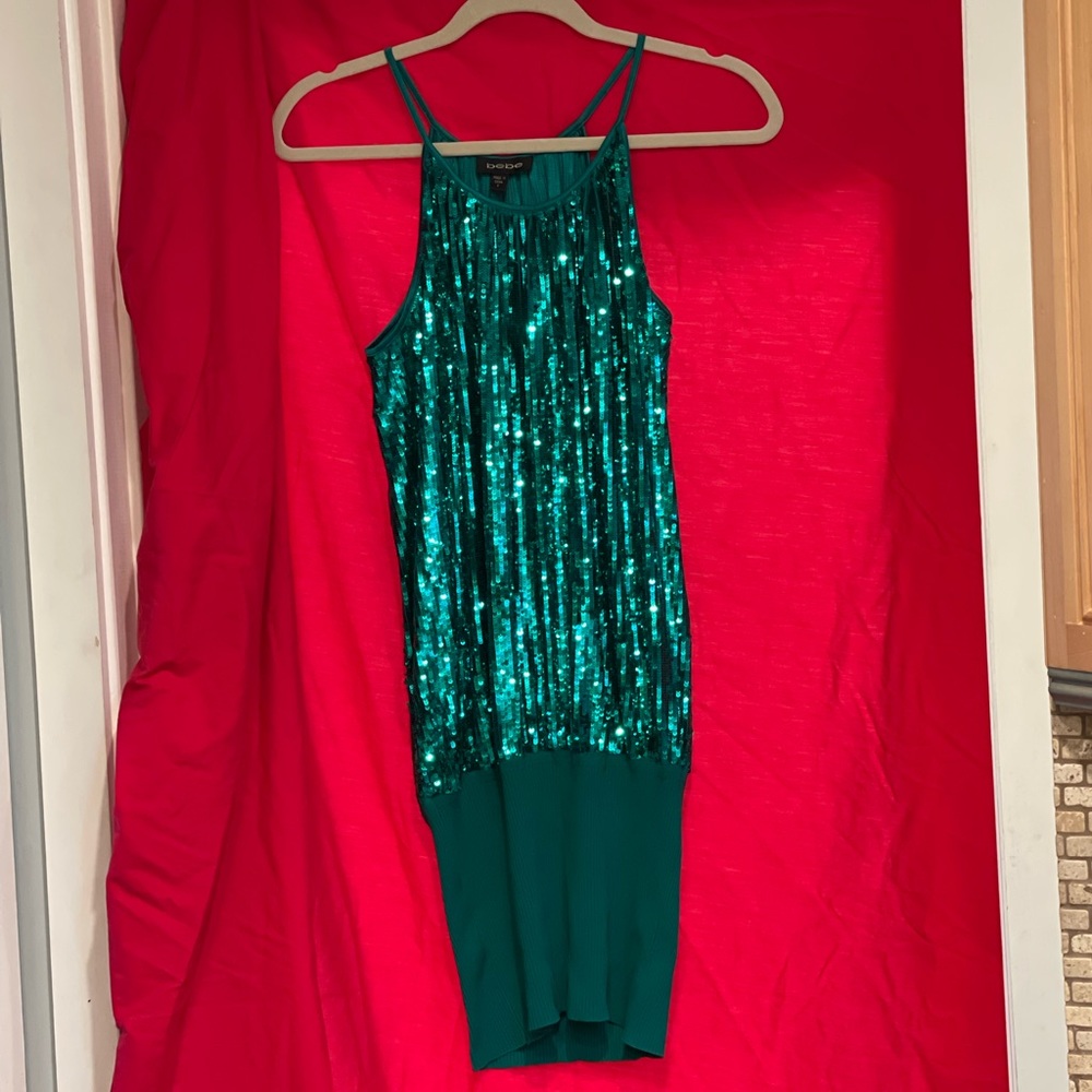 “Bebe” Sequin Green Dress- Size: S
